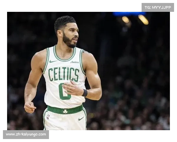 杰森·塔图姆领航绿军崛起成为NBA新星势不可挡 杰森·塔图姆领航绿军崛起成为NBA新星势不可挡